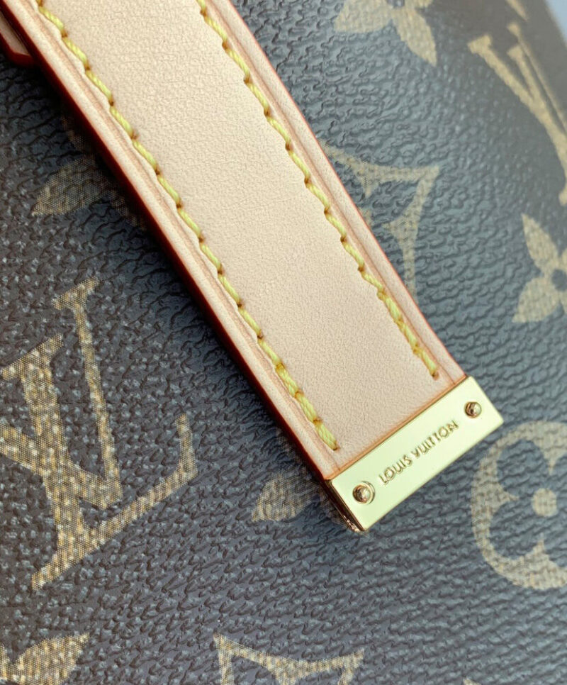 Louis Vuitton Piano M12095 Brown
